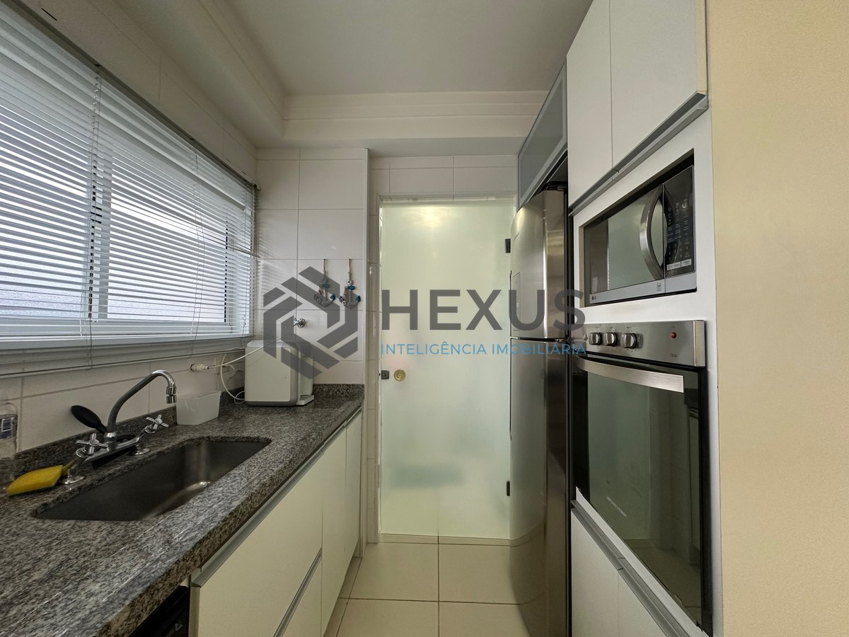 Foto 9 de Apartamento com varanda gourmet vista mar e lazer a 500m da praia na Enseada, Guarujá