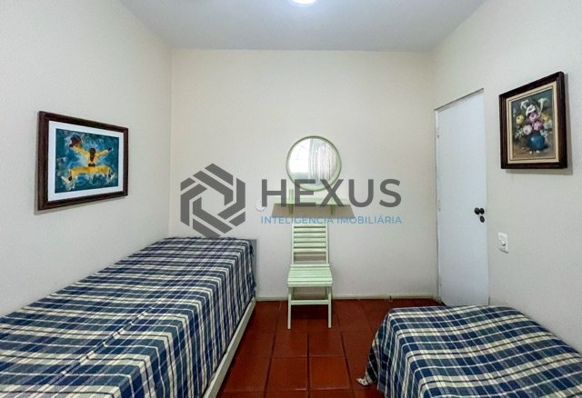 Foto 18 de Apartamento com varanda a 1 quadra do mar nas Pitangueiras, Guarujá