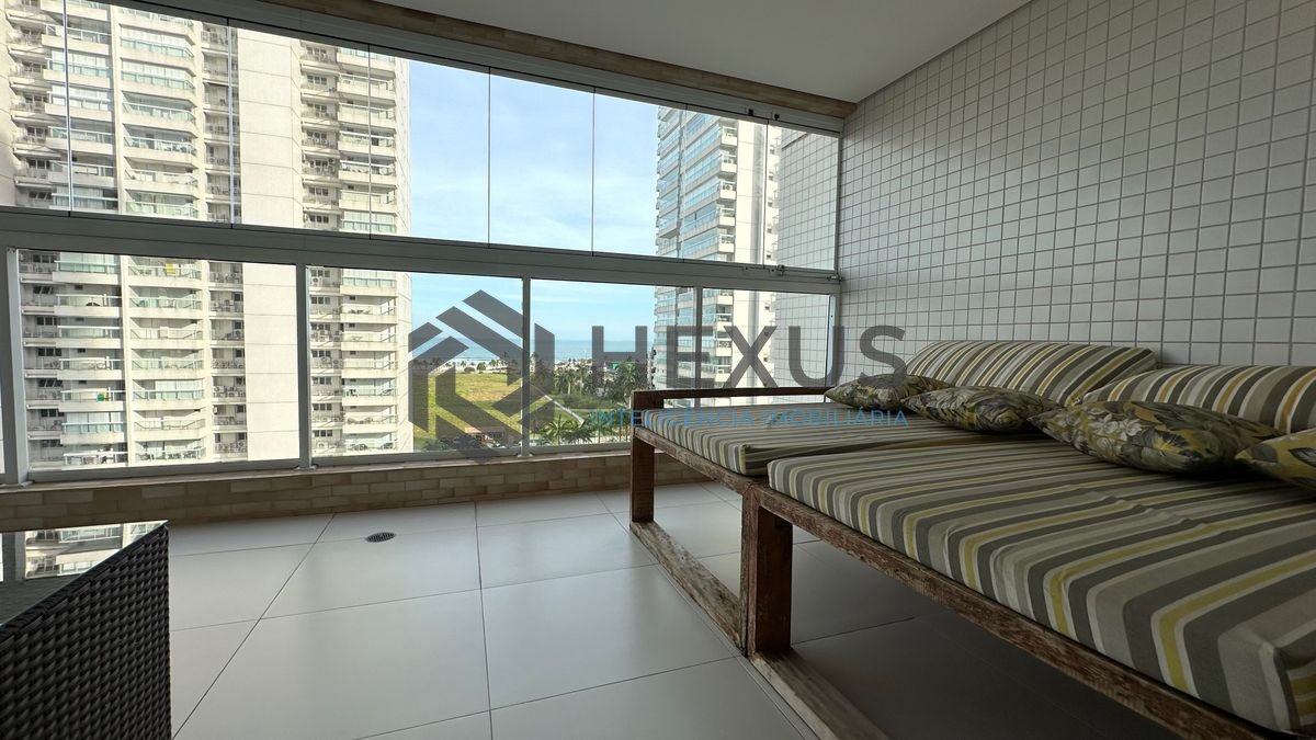 Foto 25 de Apartamento com varanda e lazer a 200m da praia nas Pitangueiras, Guarujá
