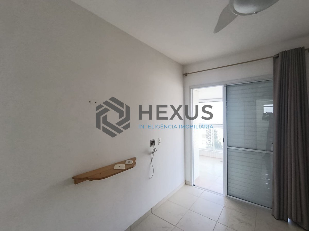 Foto 16 de Apartamento com varanda gourmet vista mar e lazer na Enseada, Guarujá