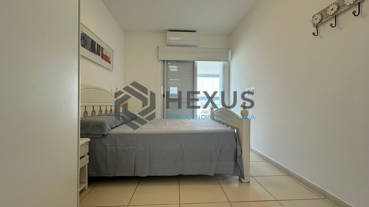 Foto 19 de Apartamento com varanda gourmet vista mar e lazer na Enseada, Guarujá