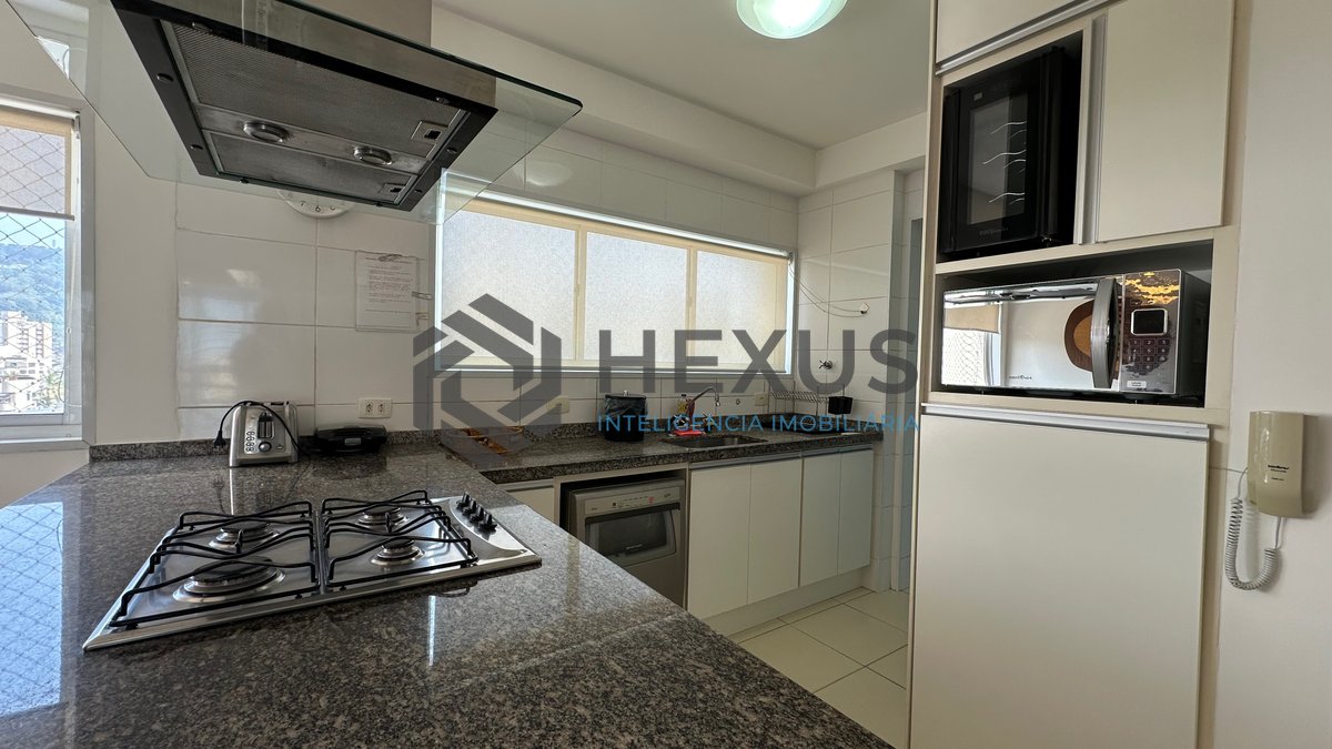 Foto 5 de Apartamento com varanda gourmet vista mar e lazer na Enseada, Guarujá