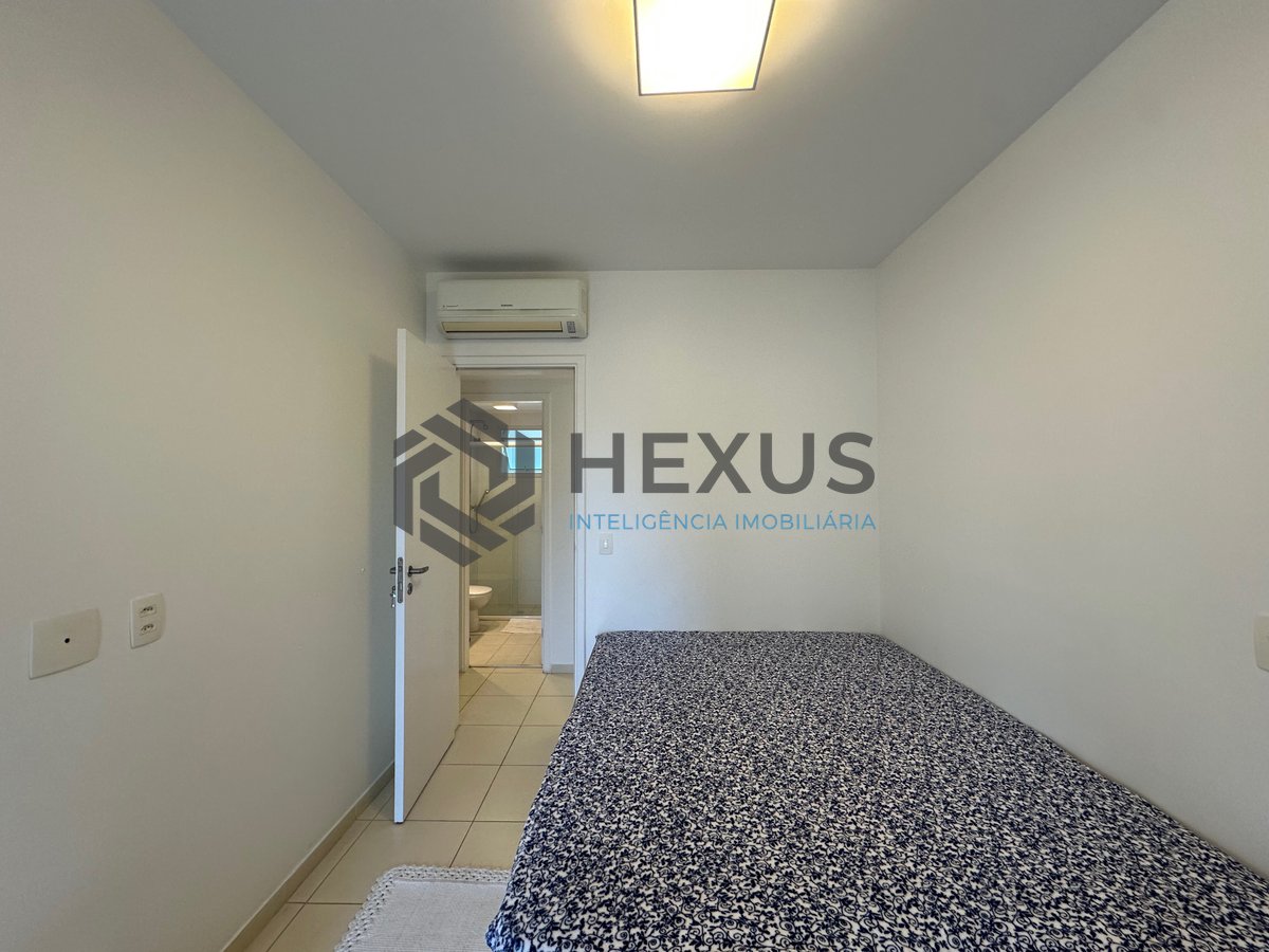 Foto 17 de Apartamento com varanda gourmet vista mar e lazer na Enseada, Guarujá