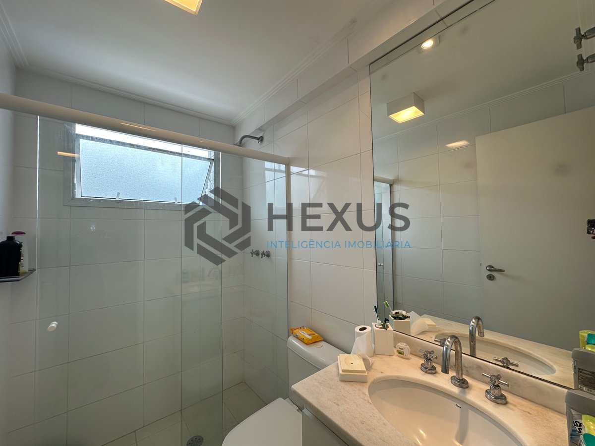Foto 24 de Apartamento com varanda gourmet vista mar e lazer na Enseada, Guarujá
