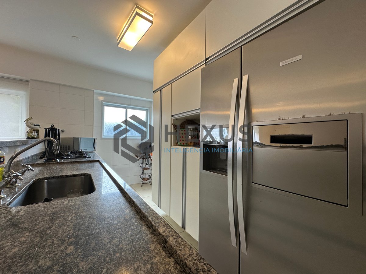 Foto 7 de Apartamento com varanda gourmet vista mar e lazer na Enseada, Guarujá