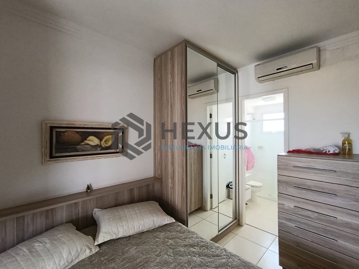 Foto 18 de Apartamento com varanda gourmet vista mar e lazer na Enseada, Guarujá