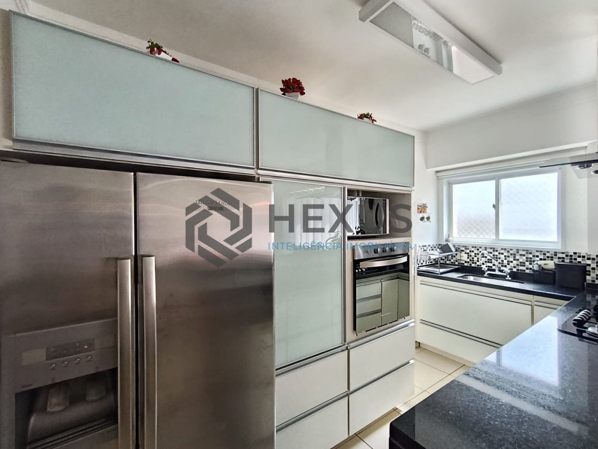 Foto 22 de Apartamento com varanda gourmet vista mar e lazer na Enseada, Guarujá
