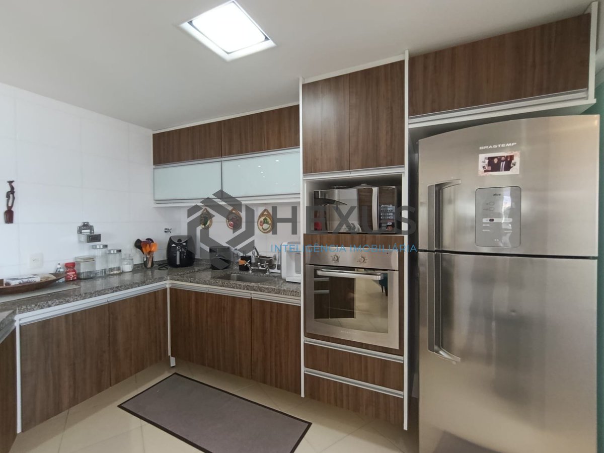 Foto 24 de Apartamento com varanda gourmet vista mar e lazer na Enseada, Guarujá