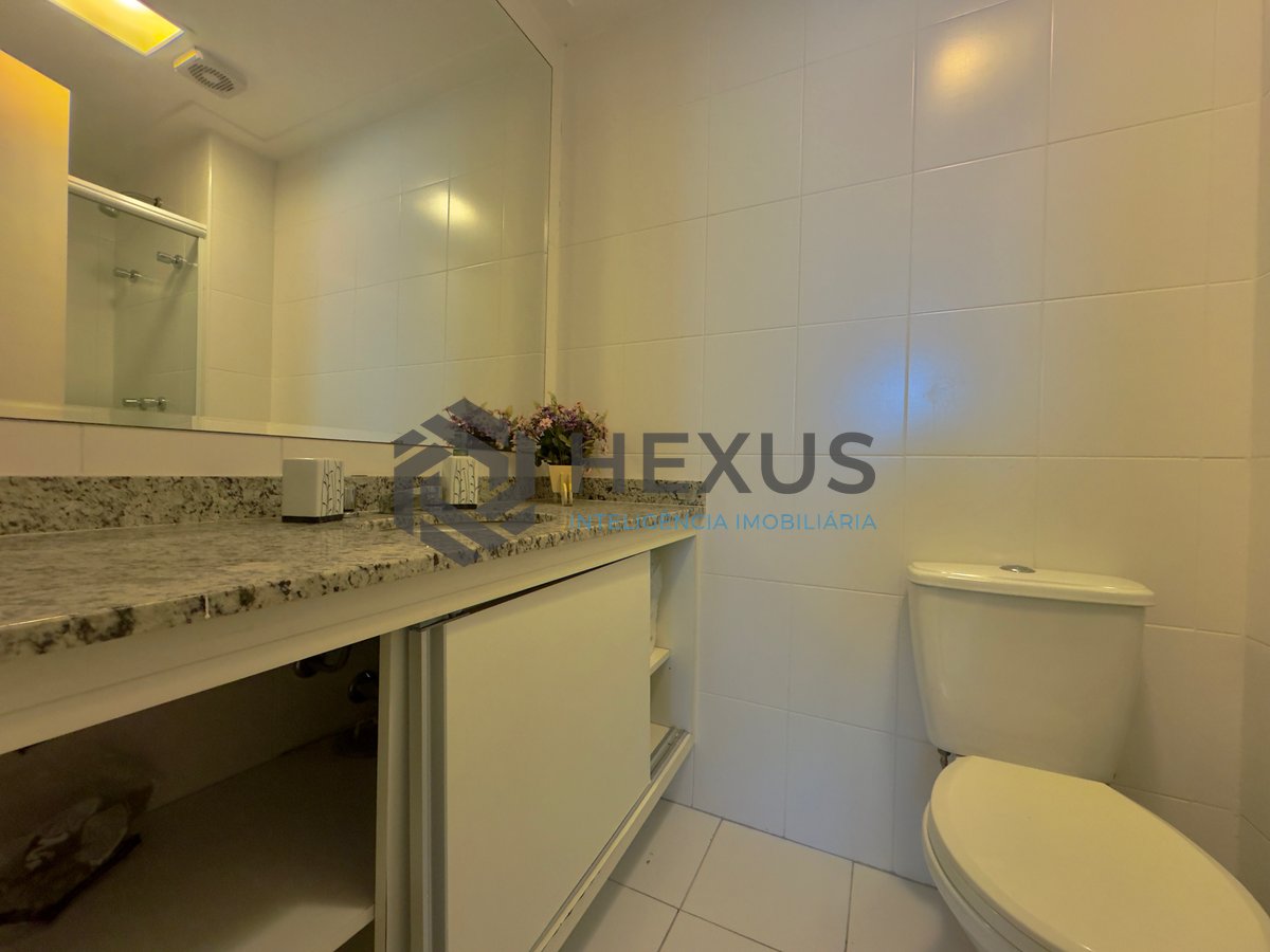 Foto 23 de Apartamento com varanda gourmet com lazer a 2 quadras do mar nas Pitangueiras, Guarujá