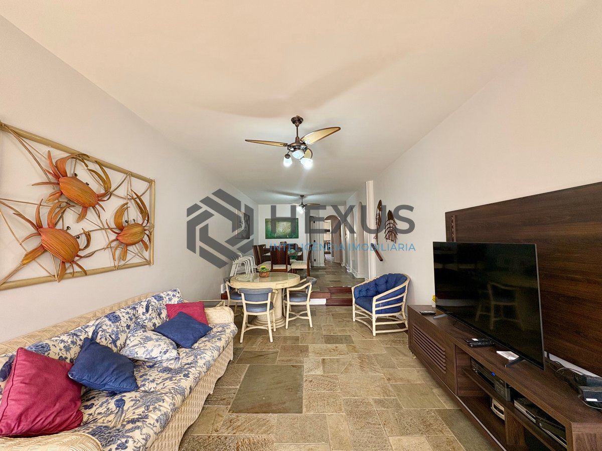 Foto 3 de Apartamento com varanda e lazer na Enseada, Guarujá