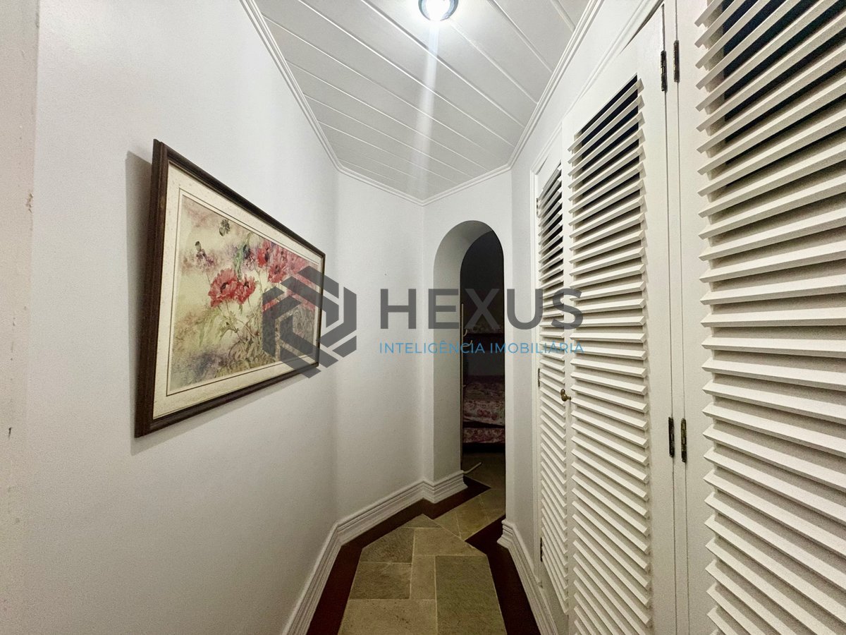 Foto 25 de Apartamento com varanda e lazer na Enseada, Guarujá
