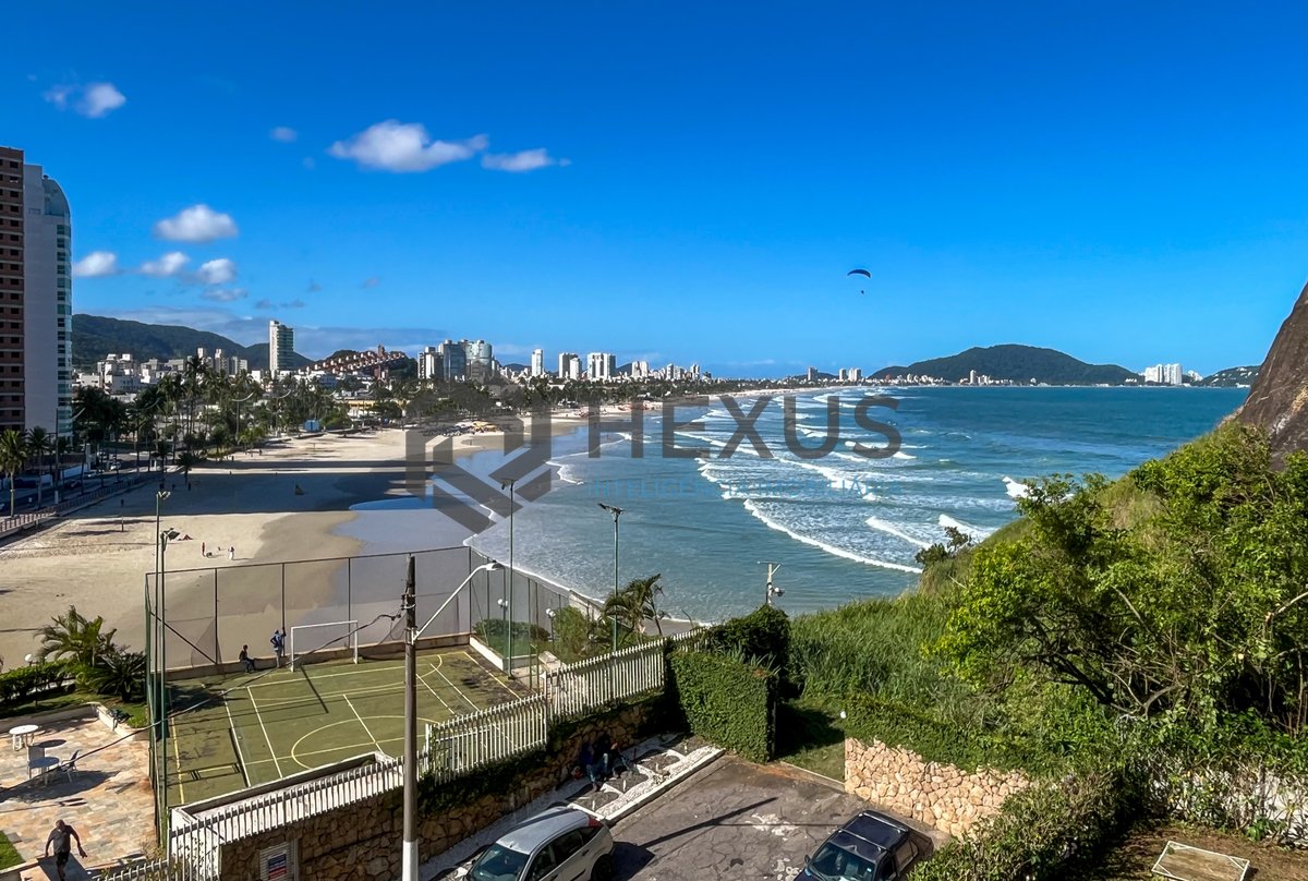 Foto 16 de Apartamento frente mar com varanda vista mar e lazer nas Pitangueiras, Guarujá