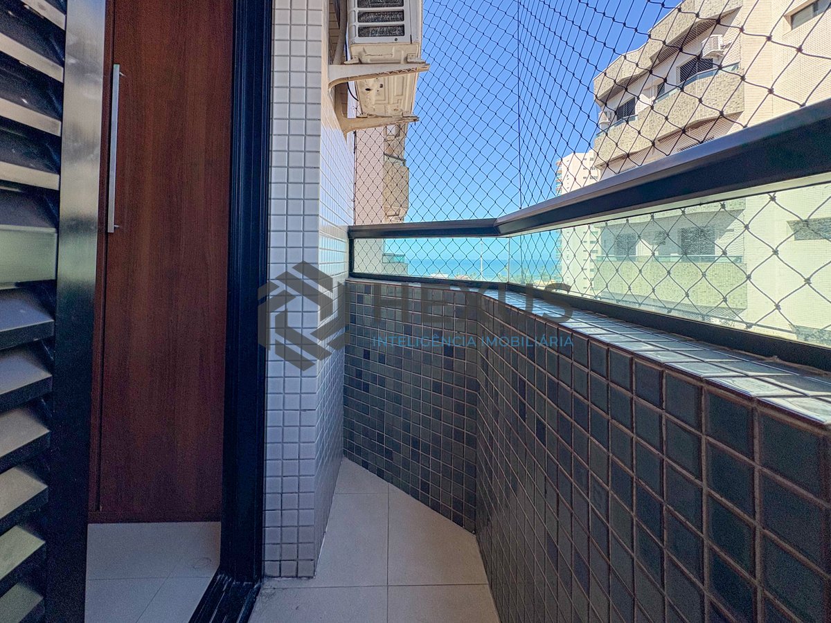 Foto 11 de Apartamento com varanda e lazer na Enseada, Guarujá