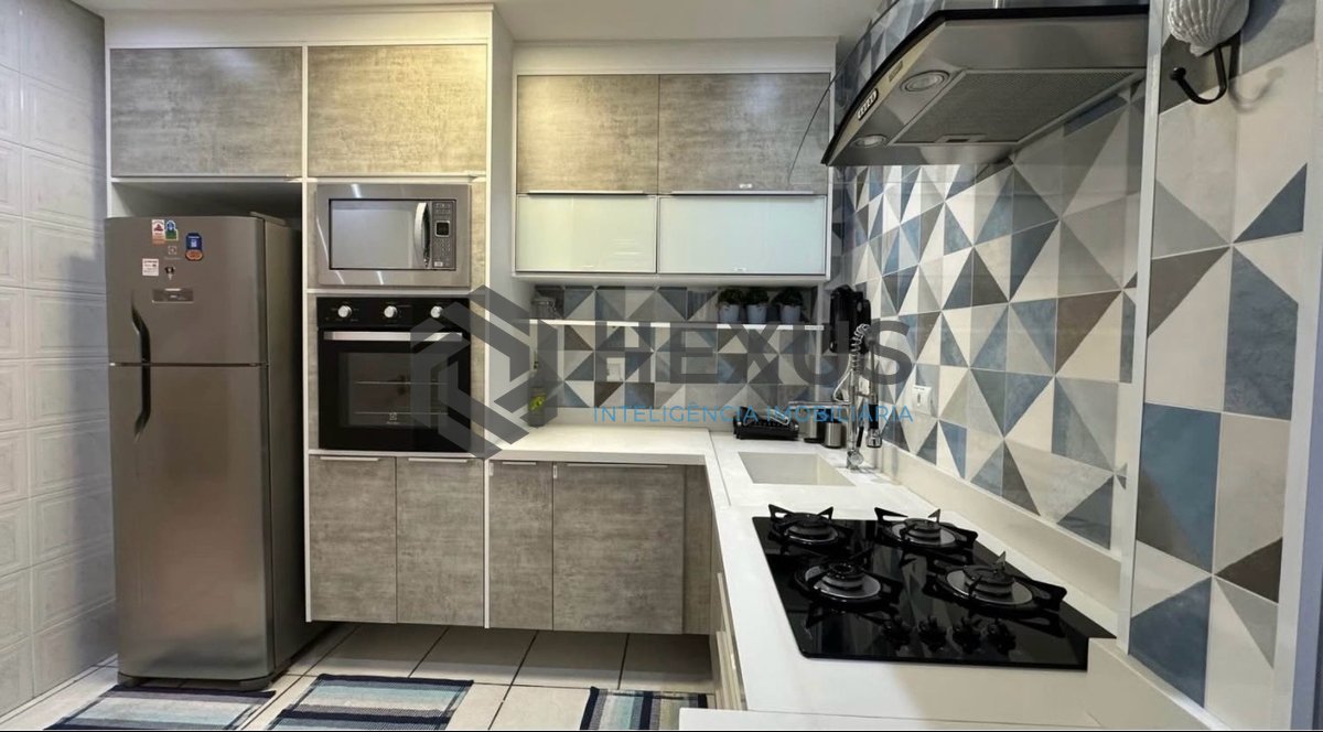 Foto 6 de Apartamento reformado com varanda gourmet vista mar e lazer a 500m da praia na Enseada, Guarujá