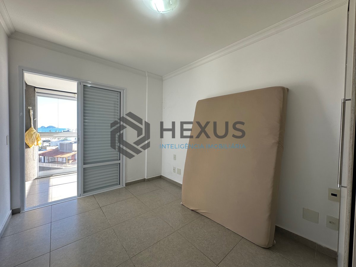 Foto 16 de Apartamento reformado com varanda gourmet vista mar e lazer a 500m da praia na Enseada, Guarujá