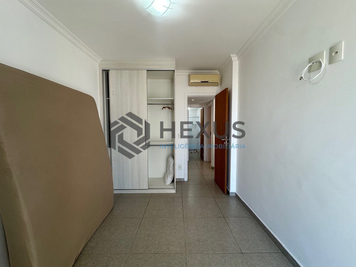 Foto 18 de Apartamento reformado com varanda gourmet vista mar e lazer a 500m da praia na Enseada, Guarujá
