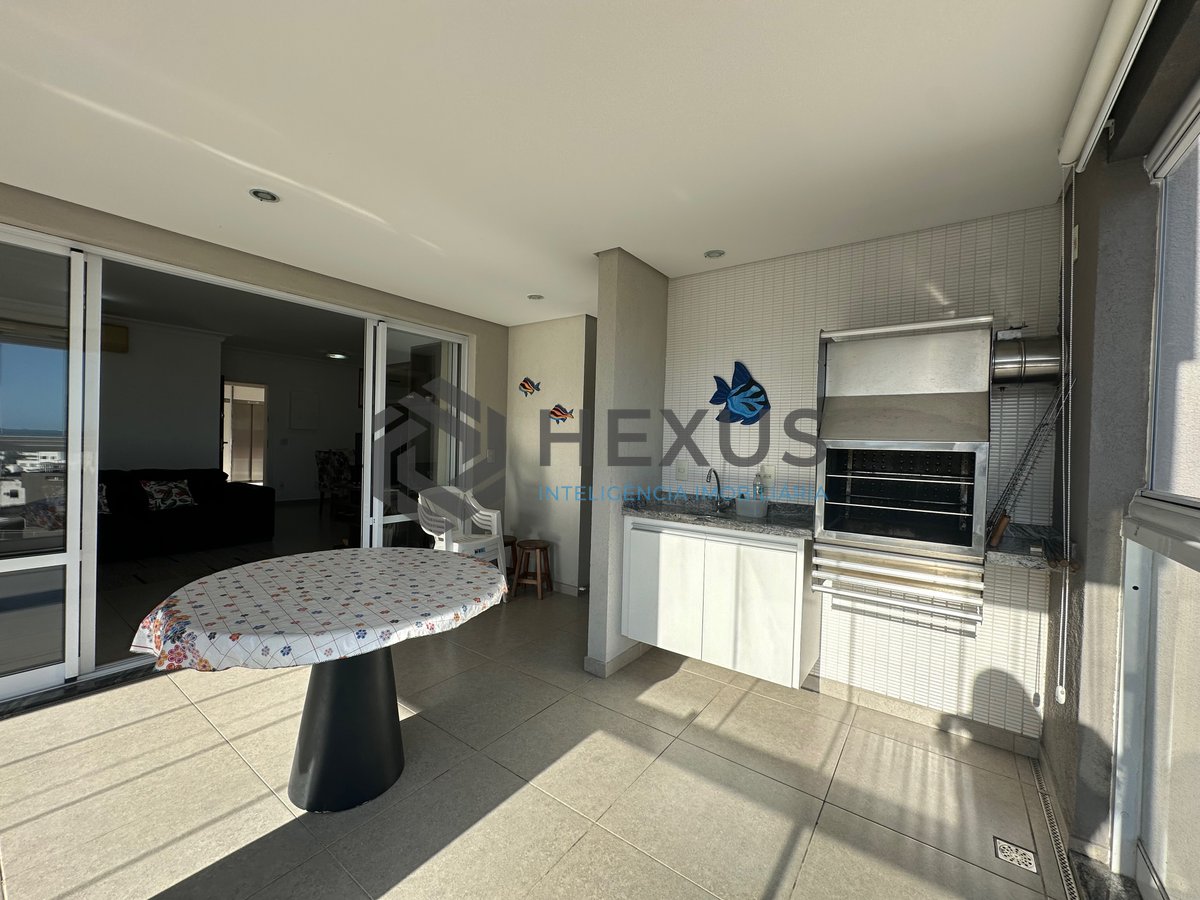 Foto 6 de Apartamento reformado com varanda gourmet vista mar e lazer a 500m da praia na Enseada, Guarujá