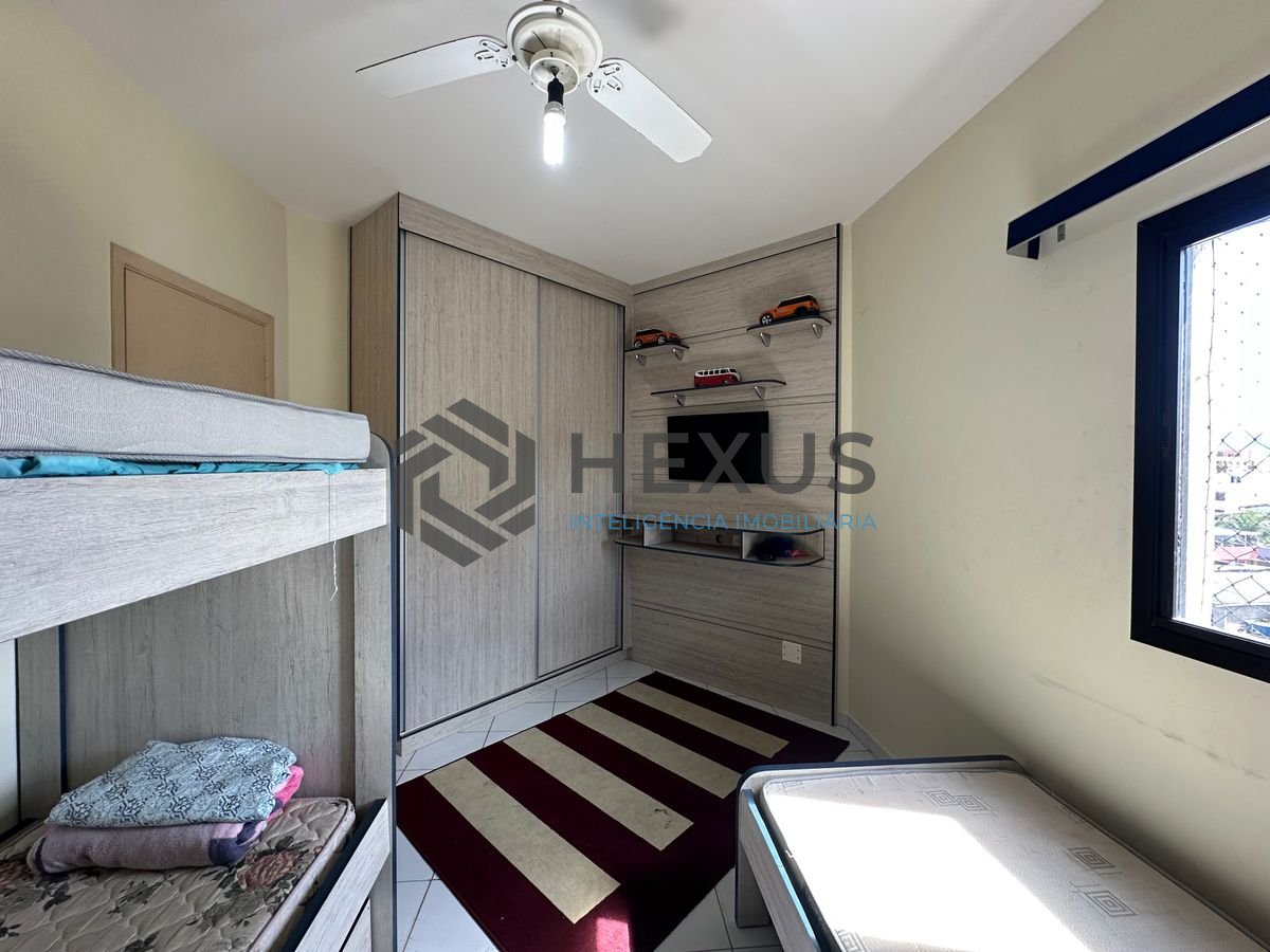 Foto 17 de Apartamento reformado com varanda vista mar e lazer a 450m da praia no Tortugas na Enseada, Guarujá