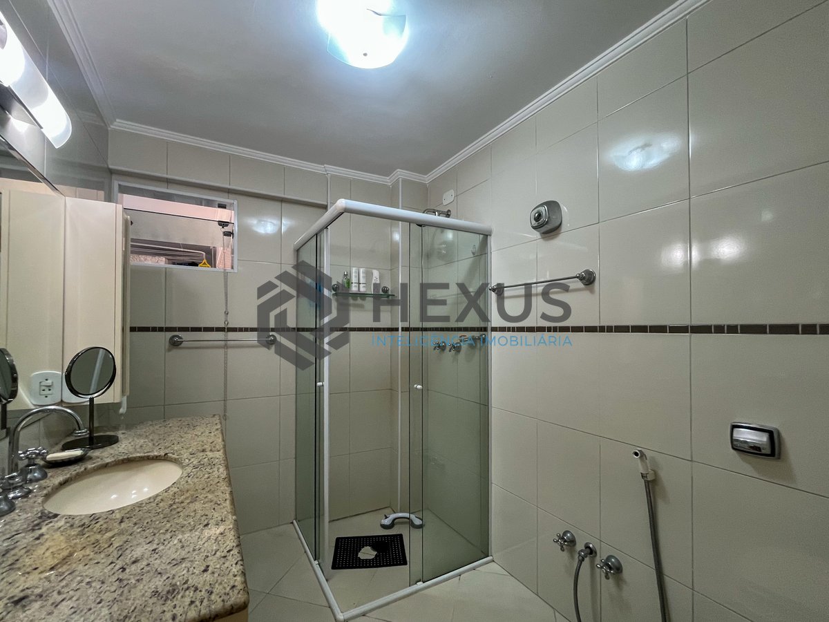 Foto 25 de Apartamento com varanda e lazer a 2 quadras do mar no Tombo, Guarujá
