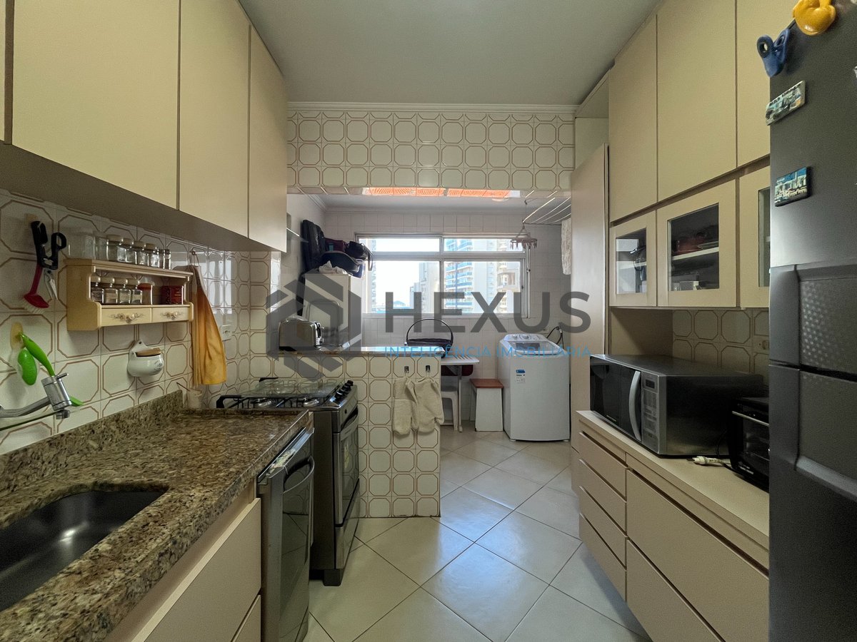 Foto 28 de Apartamento com varanda e lazer a 2 quadras do mar no Tombo, Guarujá