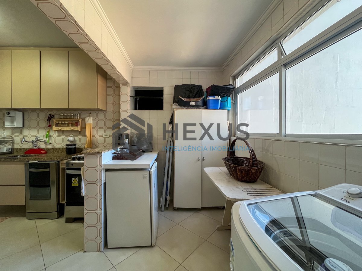Foto 31 de Apartamento com varanda e lazer a 2 quadras do mar no Tombo, Guarujá