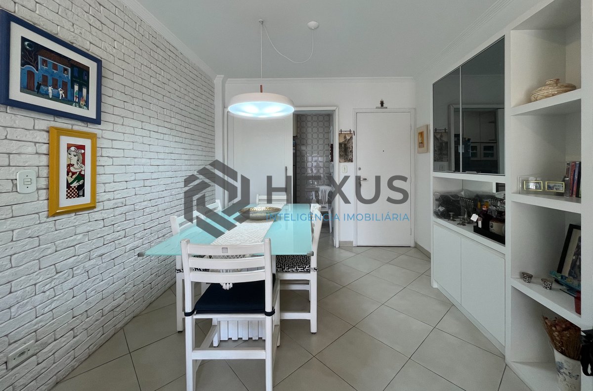 Foto 5 de Apartamento com varanda e lazer a 2 quadras do mar no Tombo, Guarujá
