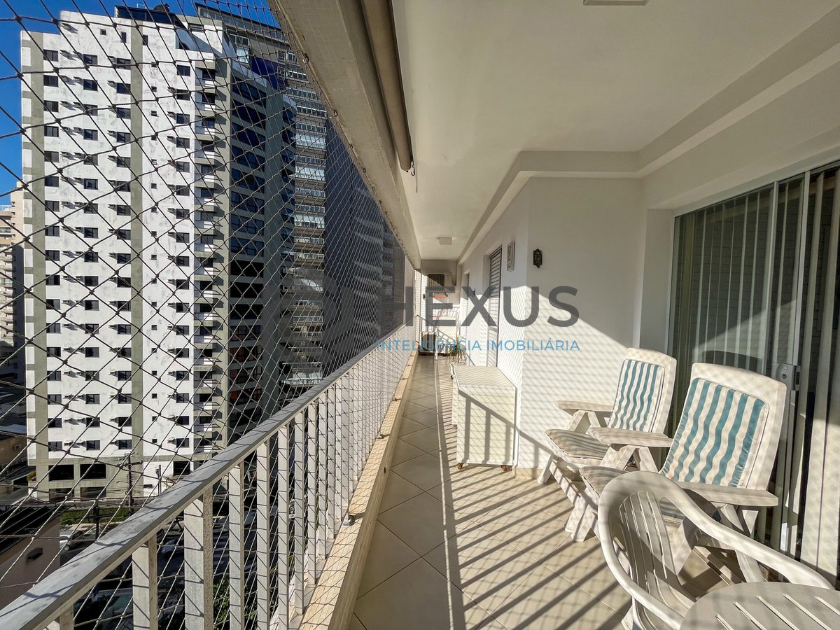 Foto 10 de Apartamento com varanda e lazer a 2 quadras do mar no Tombo, Guarujá