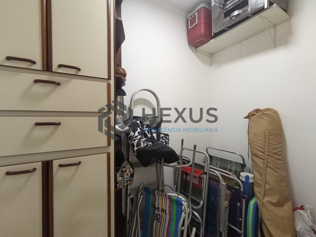Foto 21 de Apartamento com varanda e lazer na Enseada, Guarujá