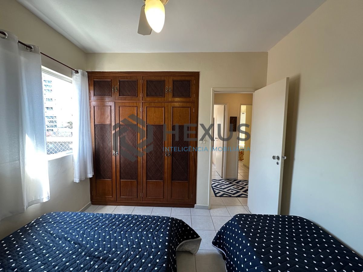 Foto 18 de Apartamento com varanda na região do Tortugas na Enseada, Guarujá