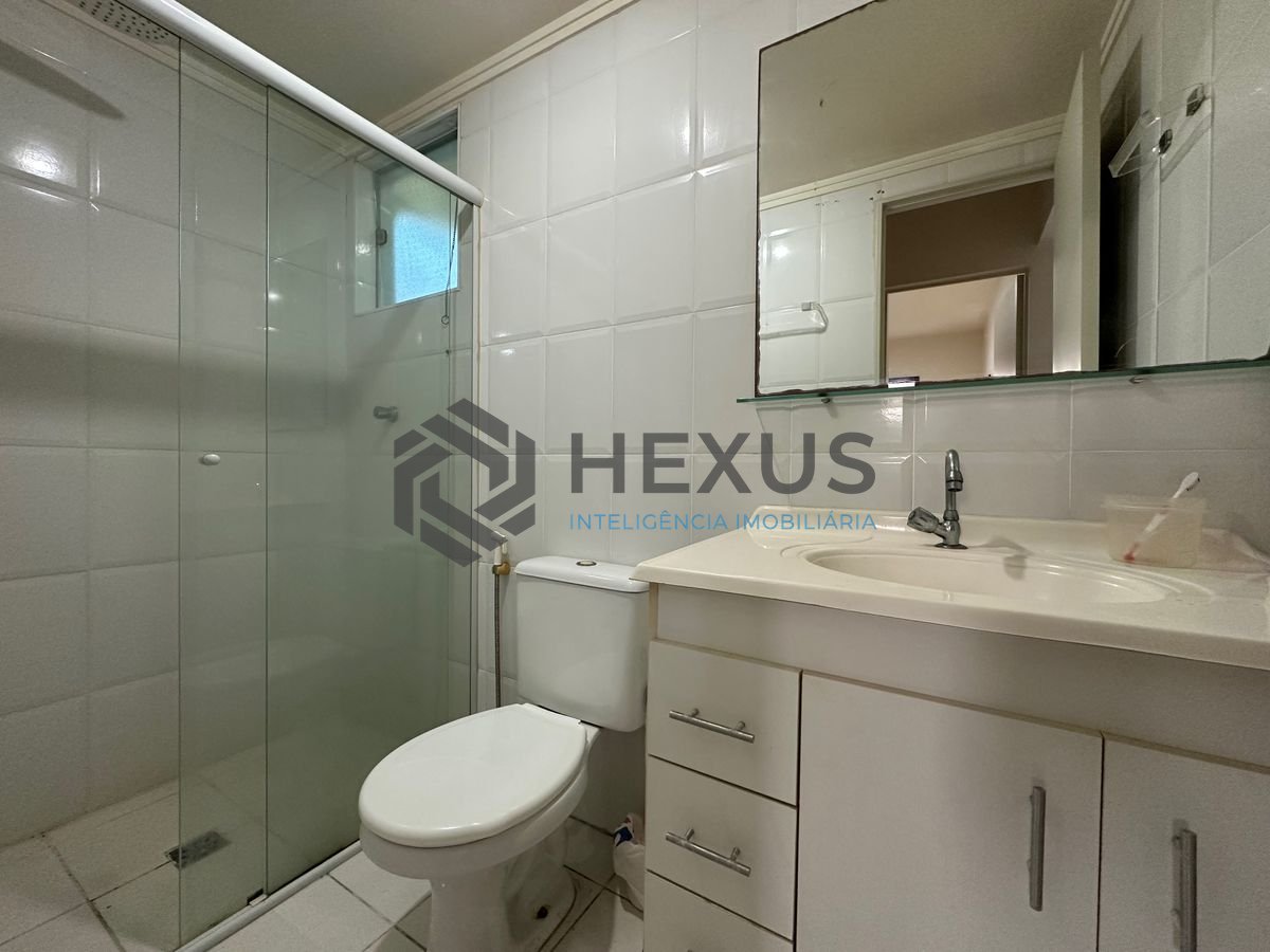 Foto 12 de Apartamento com varanda e lazer na Enseada, Guarujá