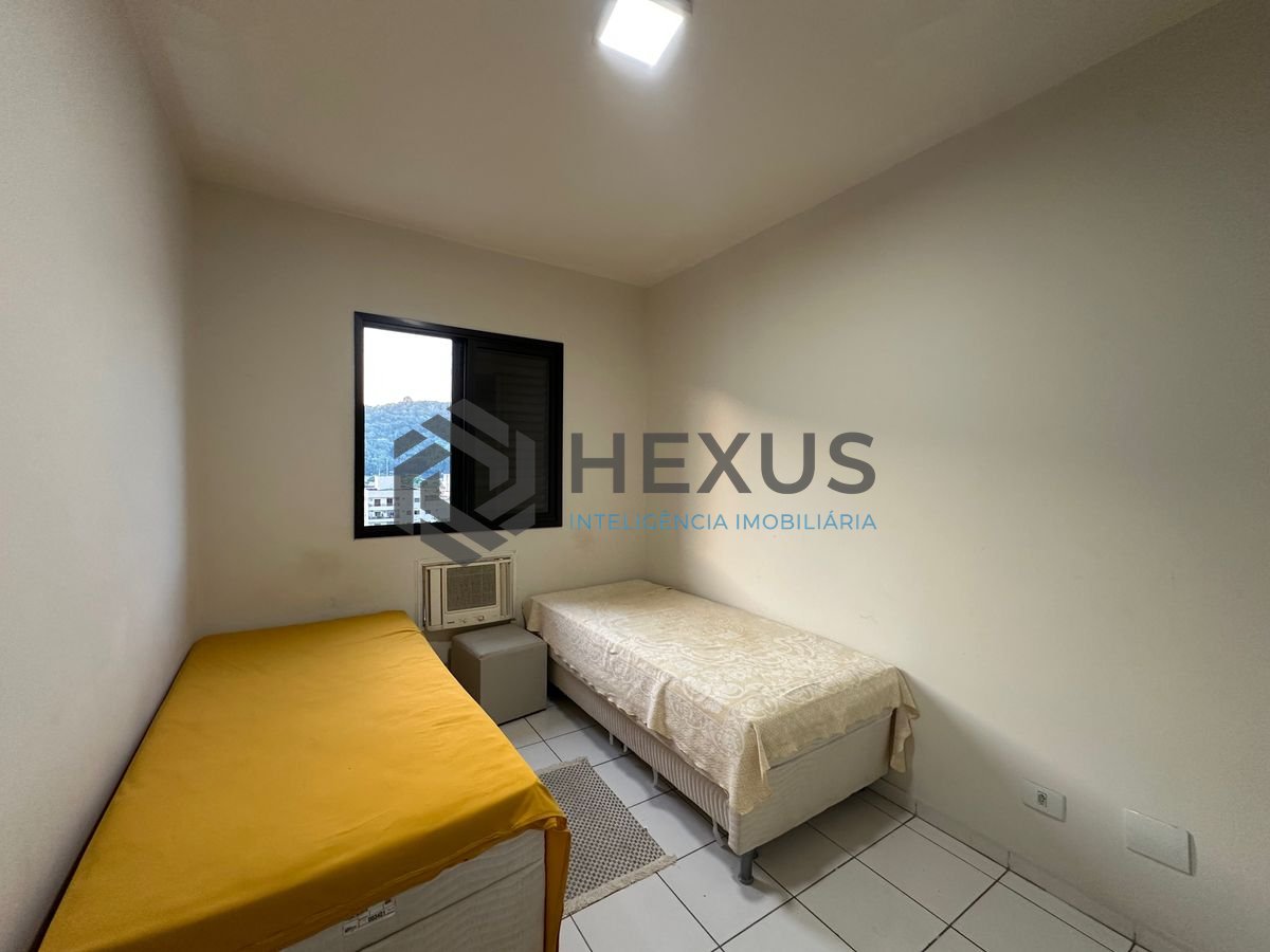 Foto 13 de Apartamento com varanda e lazer na Enseada, Guarujá
