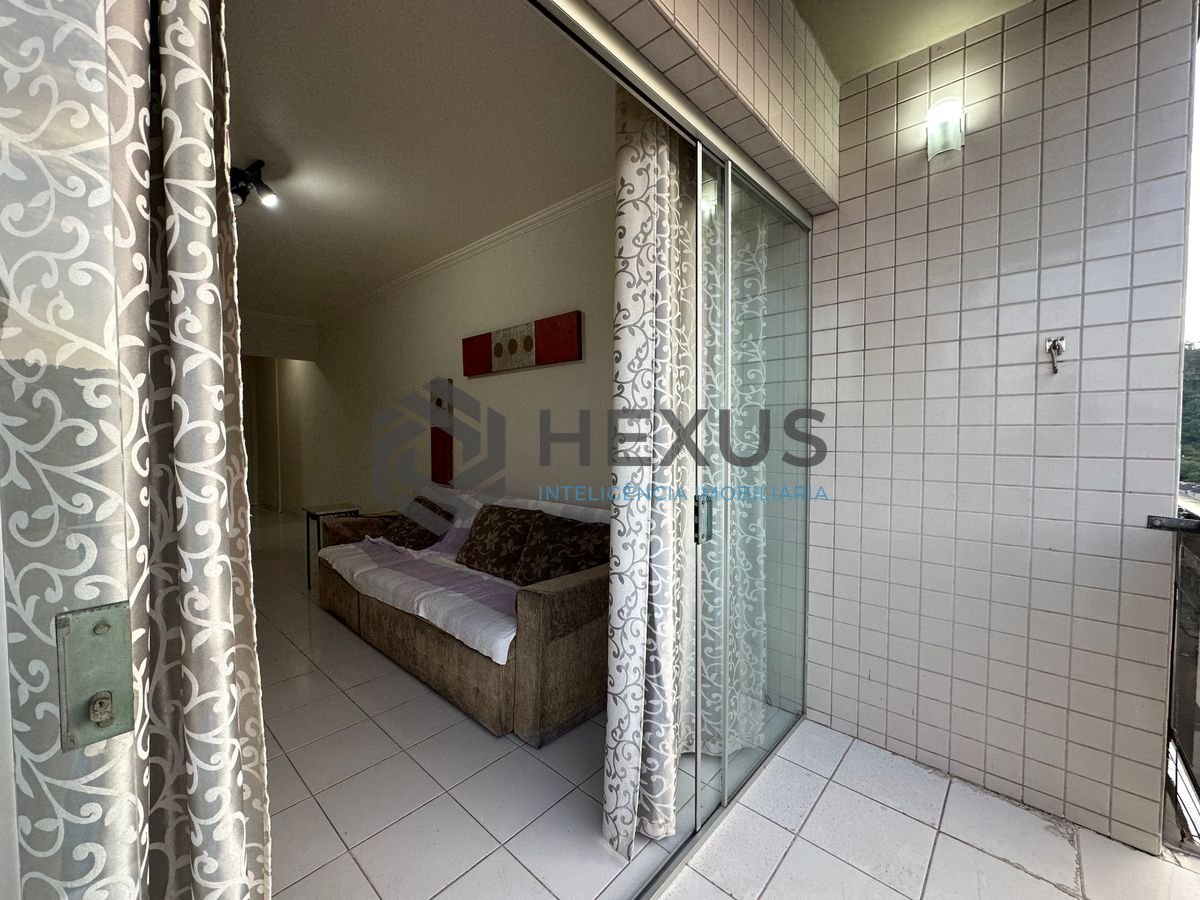 Foto 3 de Apartamento com varanda e lazer na Enseada, Guarujá
