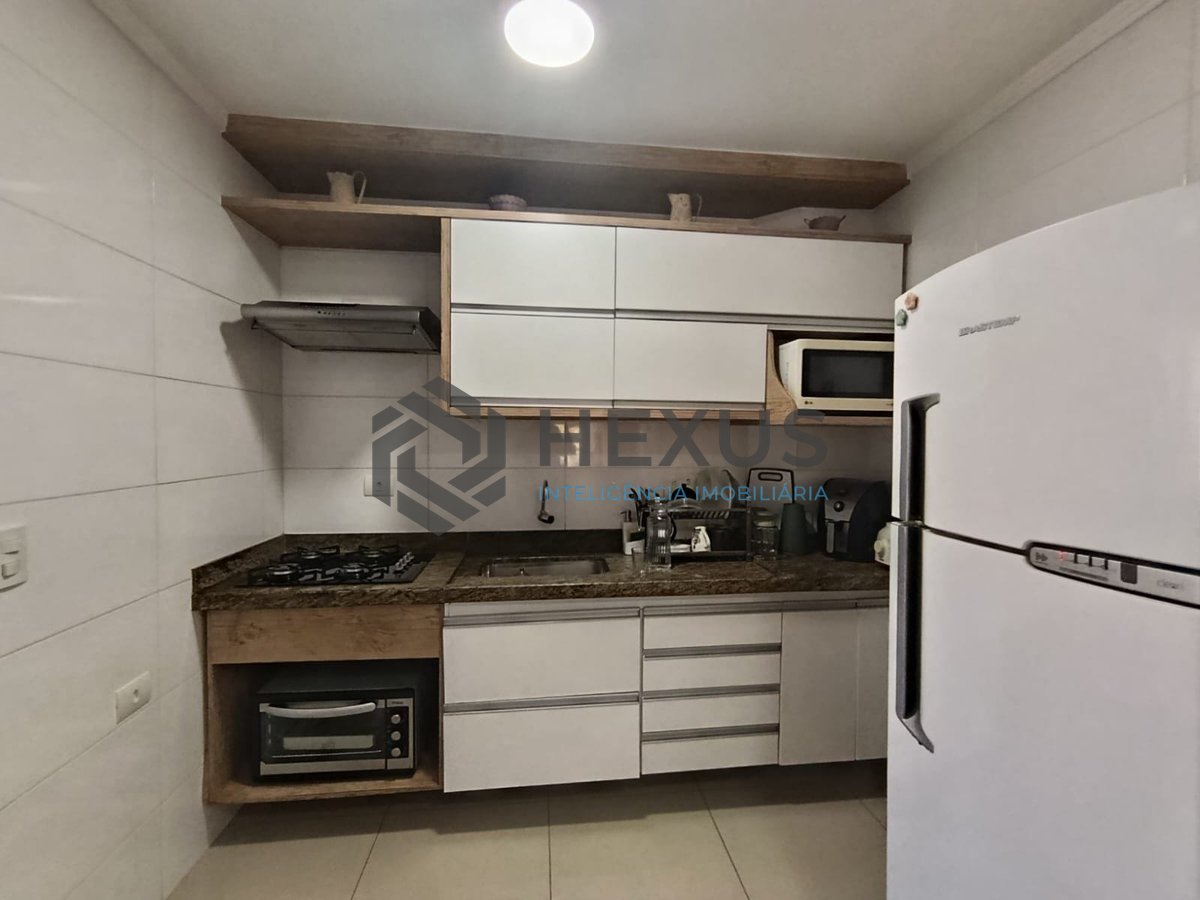 Foto 24 de Apartamento reformado com varanda e lazer na Enseada, Guarujá