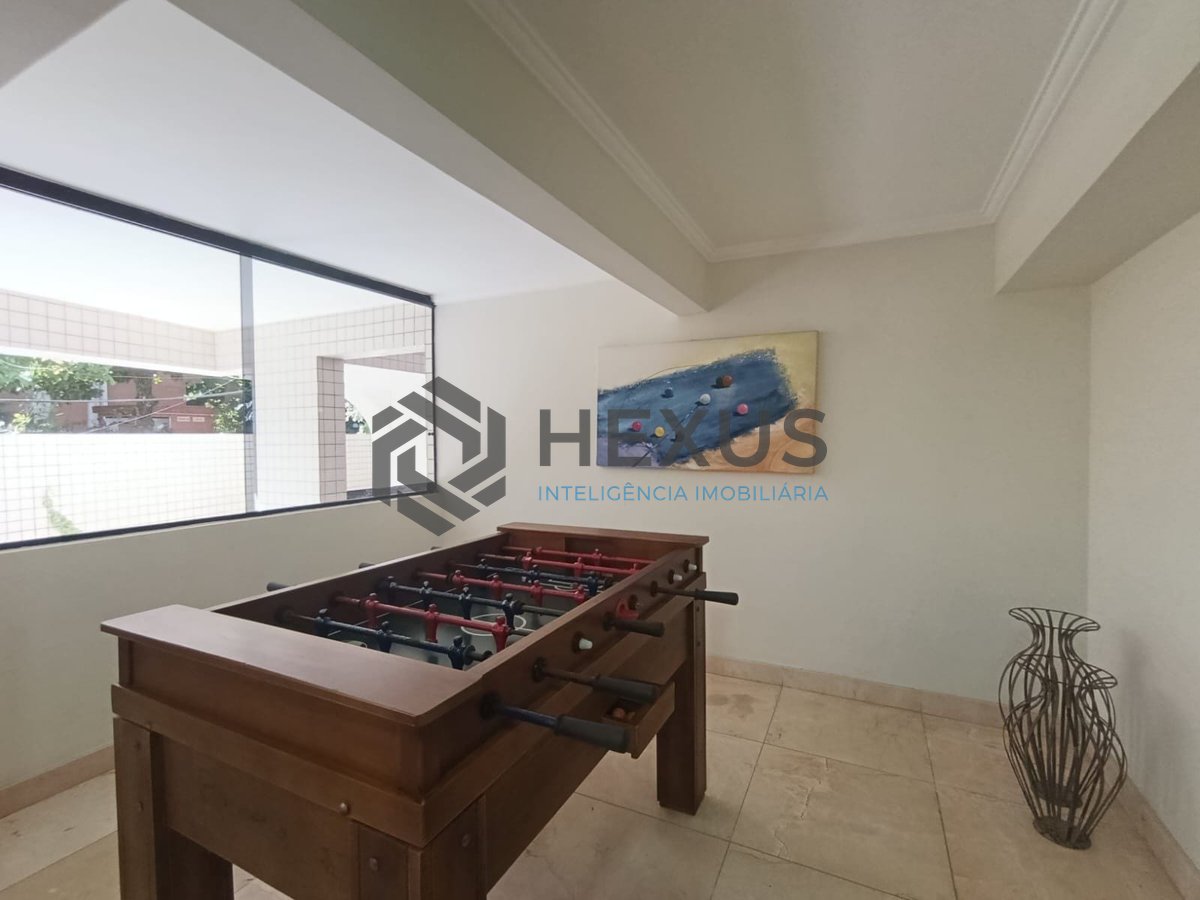Foto 32 de Apartamento reformado com varanda e lazer na Enseada, Guarujá