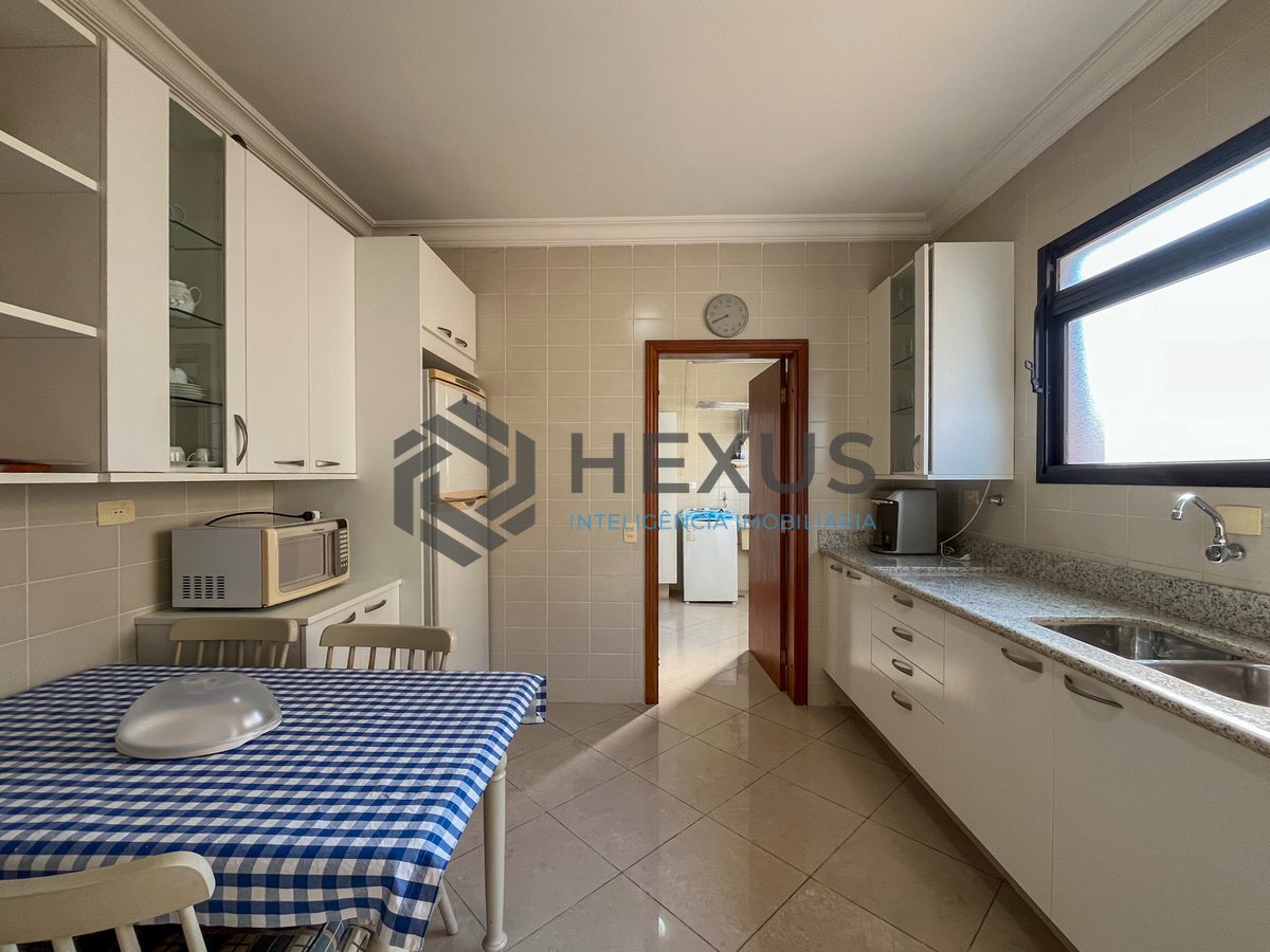 Foto 40 de Apartamento frente mar com varanda e lazer no Jardim Astúrias, Guarujá