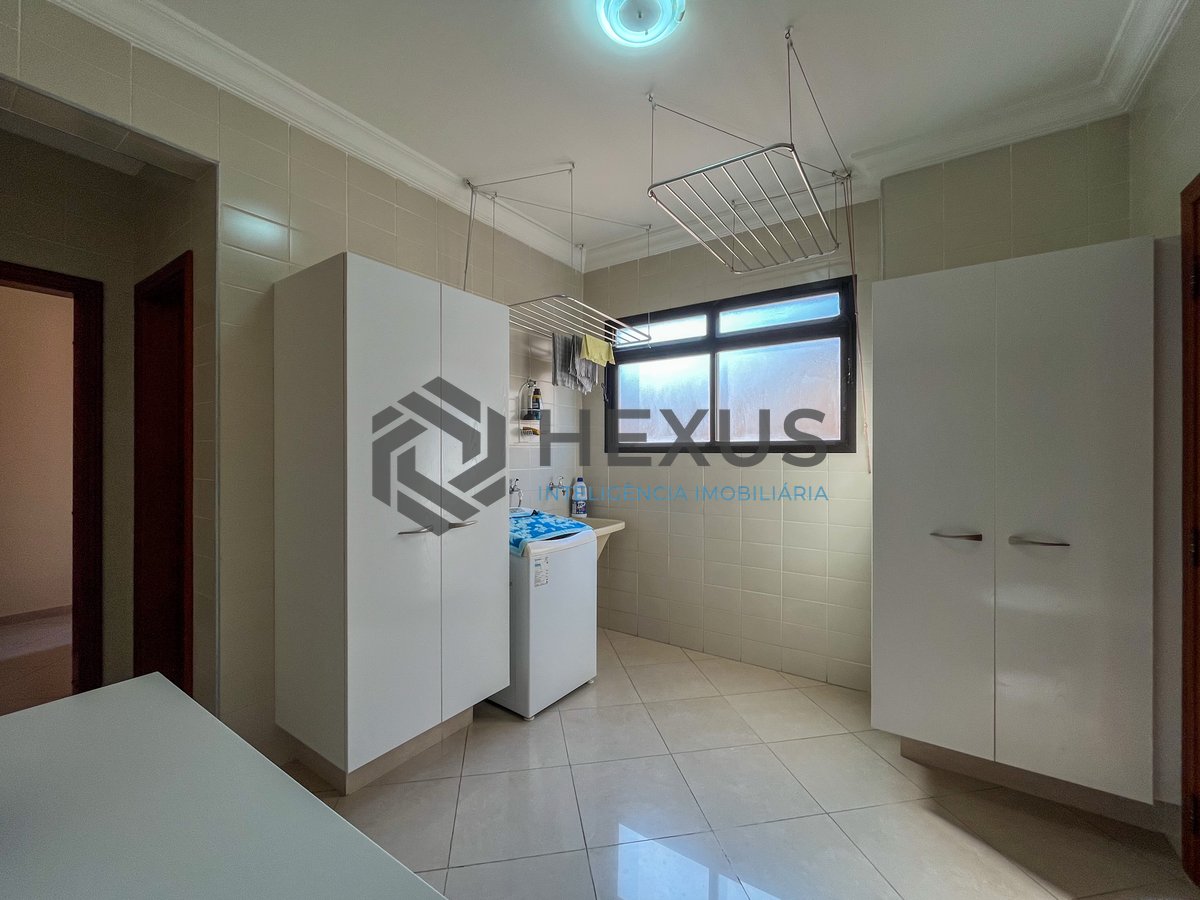 Foto 45 de Apartamento frente mar com varanda e lazer no Jardim Astúrias, Guarujá