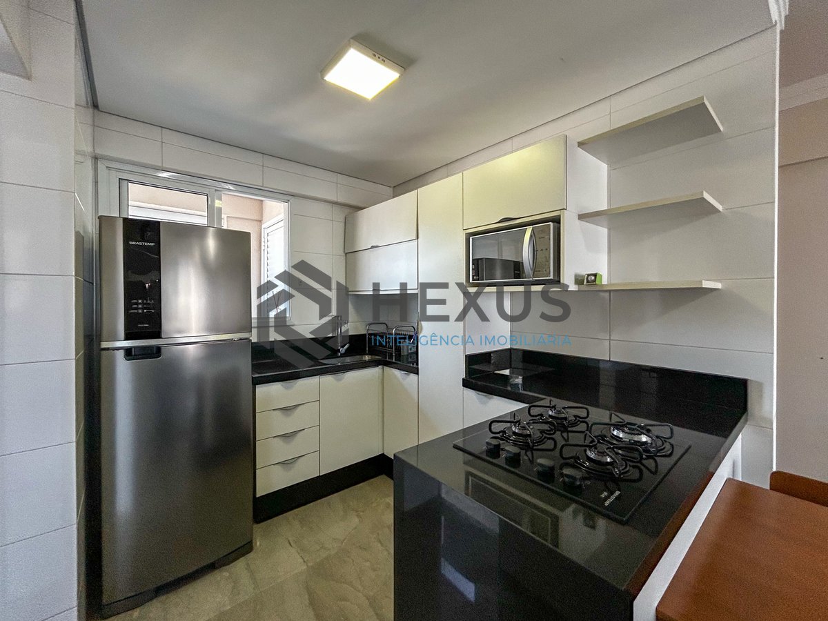 Foto 13 de Apartamento reformado com varanda gourmet vista mar e lazer a 600m da praia no Jardim Astúrias, Guarujá