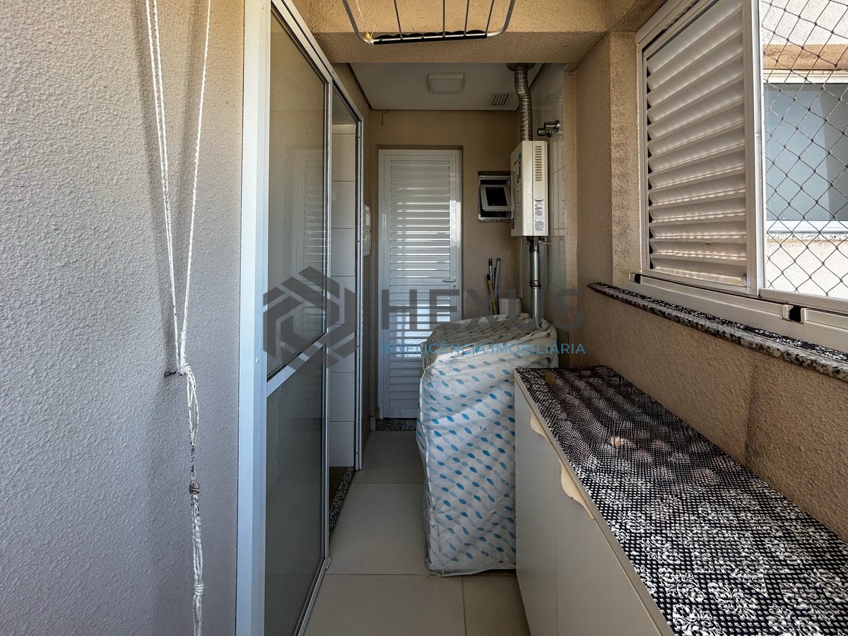 Foto 33 de Apartamento reformado com varanda gourmet vista mar e lazer a 600m da praia no Jardim Astúrias, Guarujá