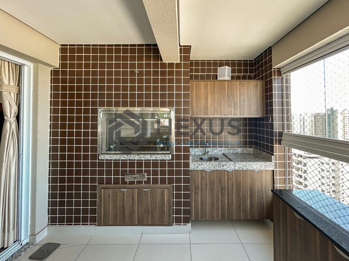 Foto 5 de Apartamento reformado com varanda gourmet vista mar e lazer a 600m da praia no Jardim Astúrias, Guarujá