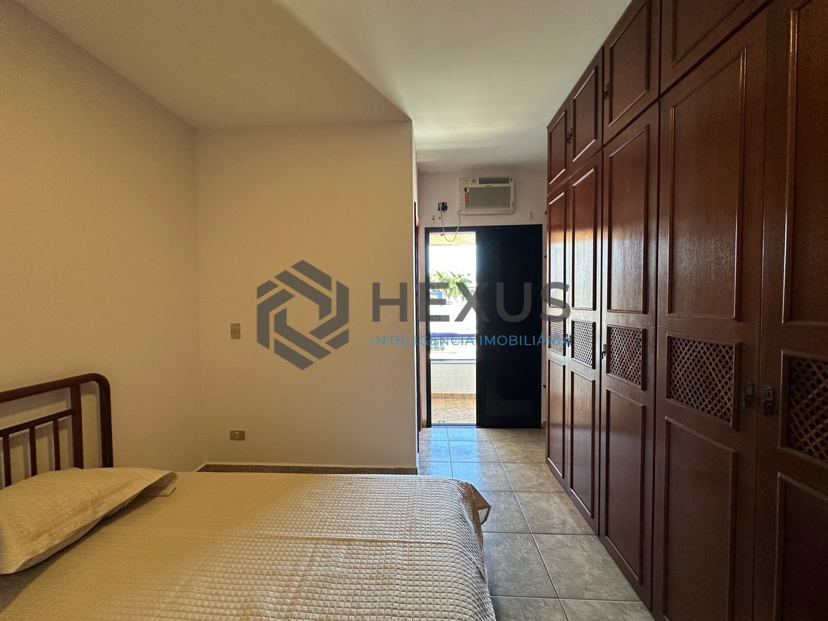 Foto 21 de Apartamento 4 suítes, 250 m da Praia da Enseada, Guarujá, SP