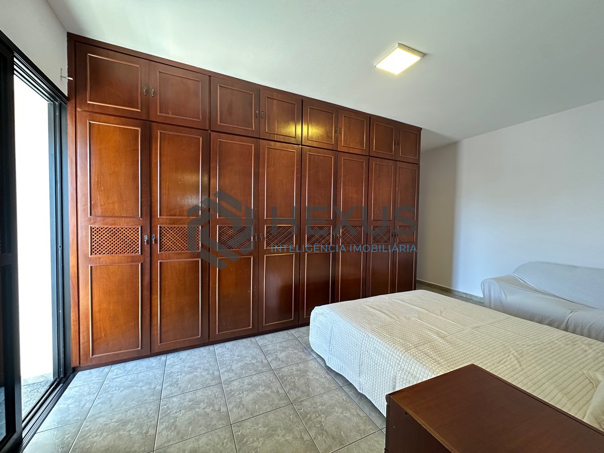 Foto 30 de Apartamento 4 suítes, 250 m da Praia da Enseada, Guarujá, SP