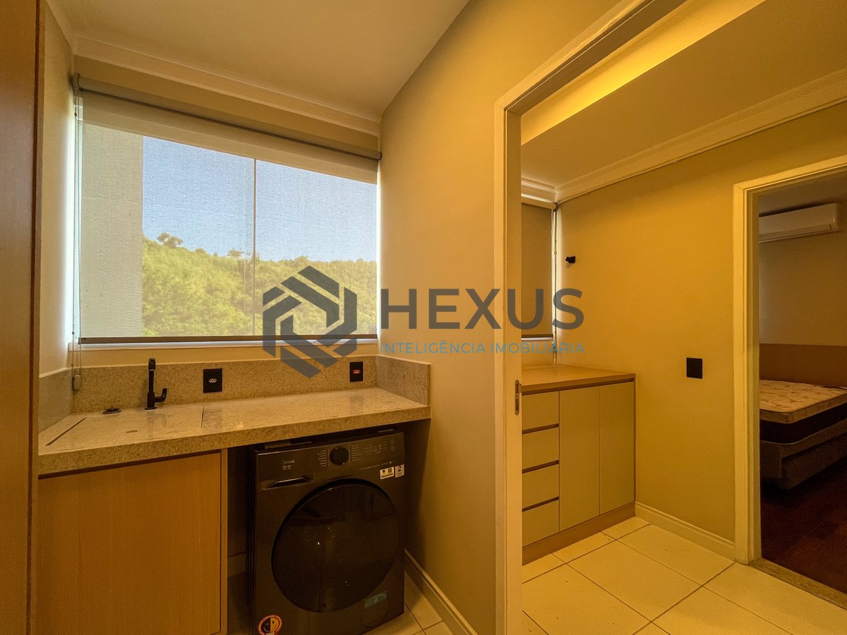 Foto 30 de Apartamento reformado frente mar com varanda vista mar e lazer no Jardim Astúrias, Guarujá