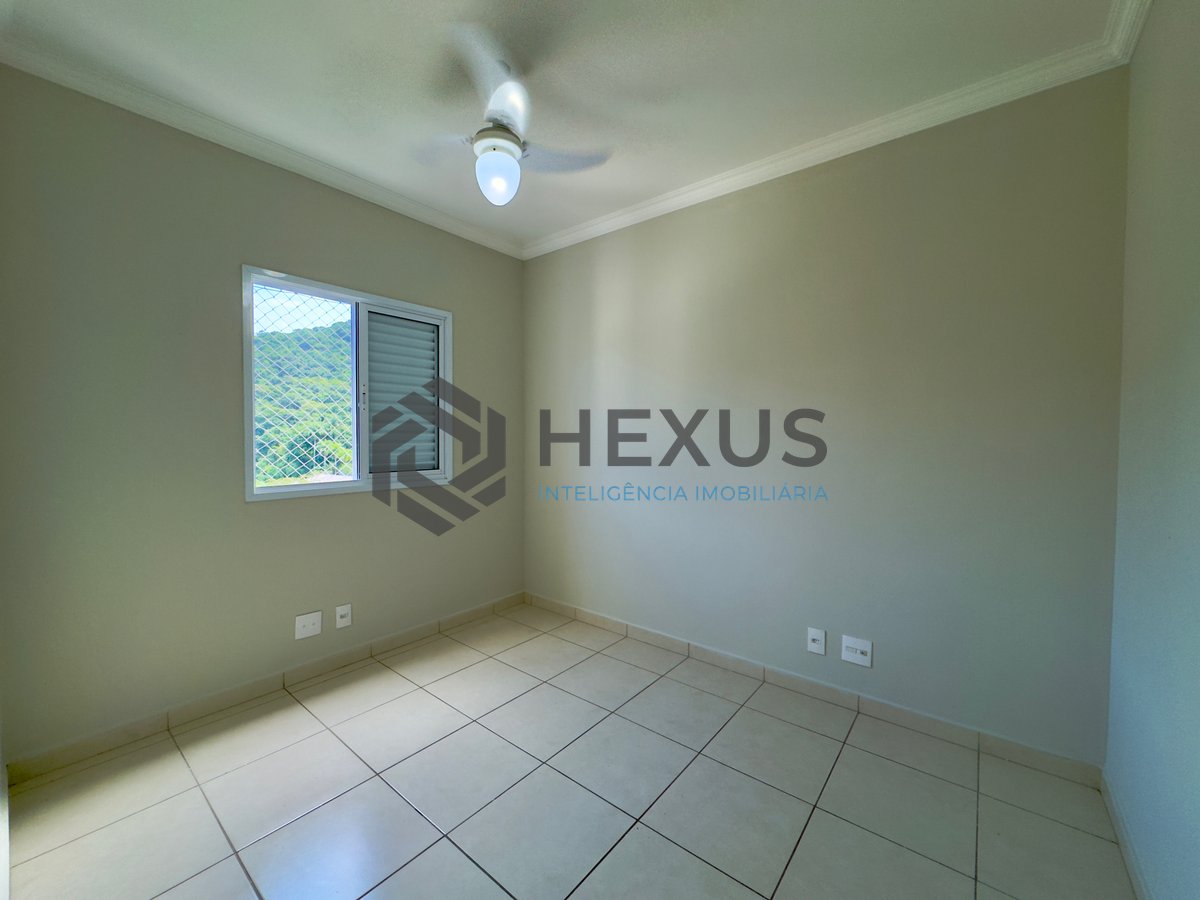 Foto 19 de Apartamento reformado com varanda vista mar e lazer na Enseada, Guarujá