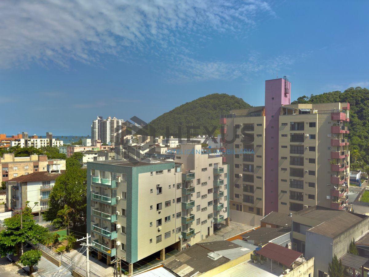 Foto 8 de Apartamento reformado com varanda vista mar e lazer na Enseada, Guarujá