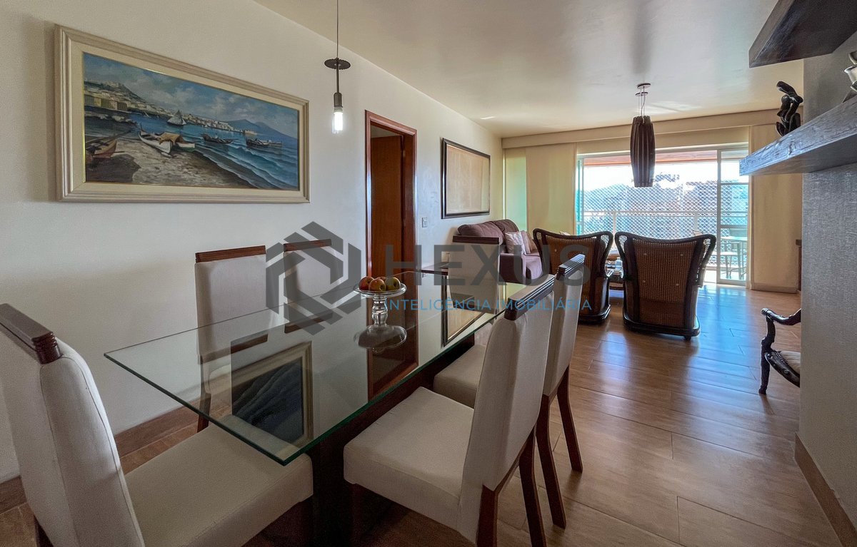 Foto 6 de Apartamento frente mar com varanda vista mar e lazer a 1 quadra da praia nas Pitangueiras, Guarujá