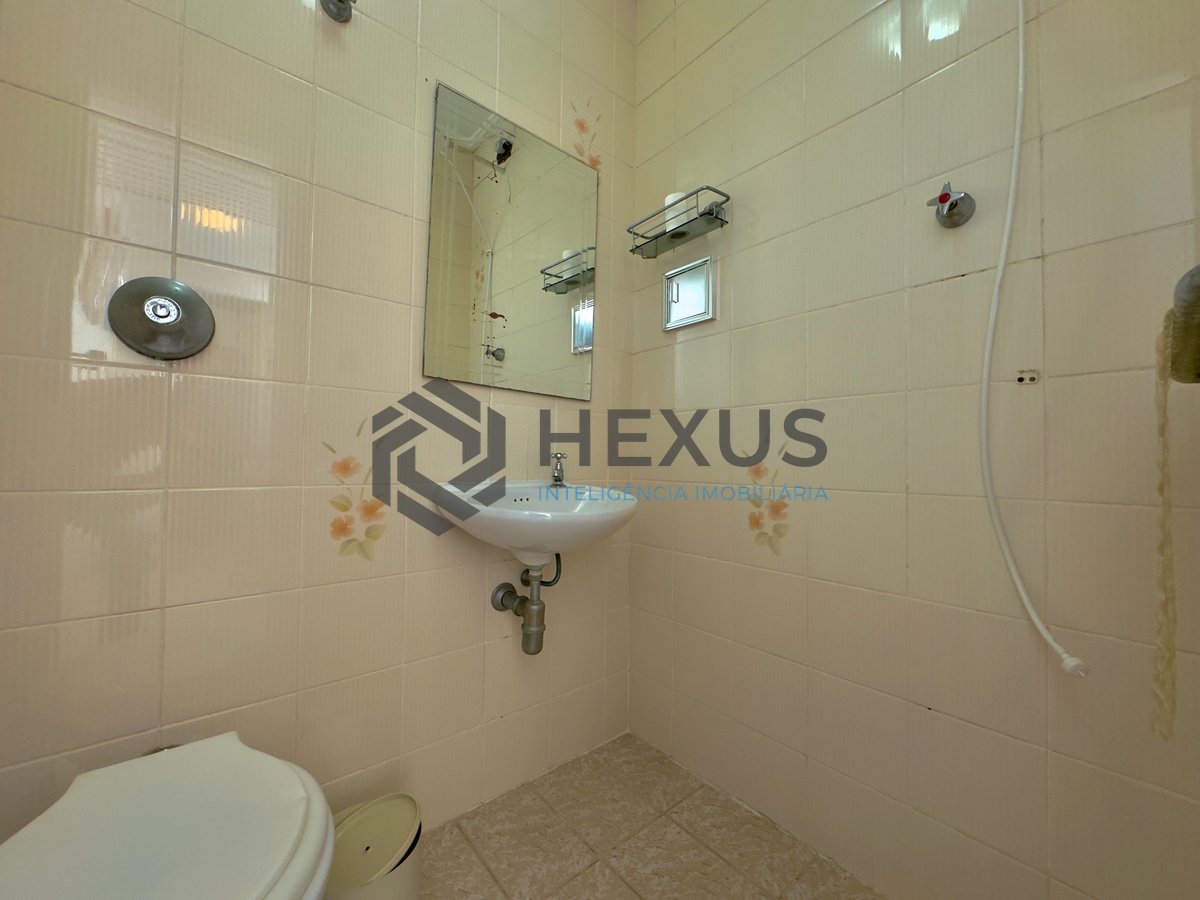 Foto 27 de Apartamento com varanda a 1 quadra da praia nas Pitangueiras, Guarujá