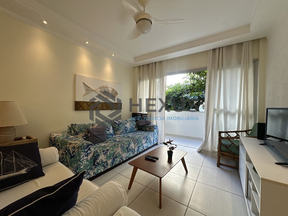 Foto 4 de Apartamento reformado com varanda e lazer a 400m da praia na região do Tortugas na Enseada, Guarujá