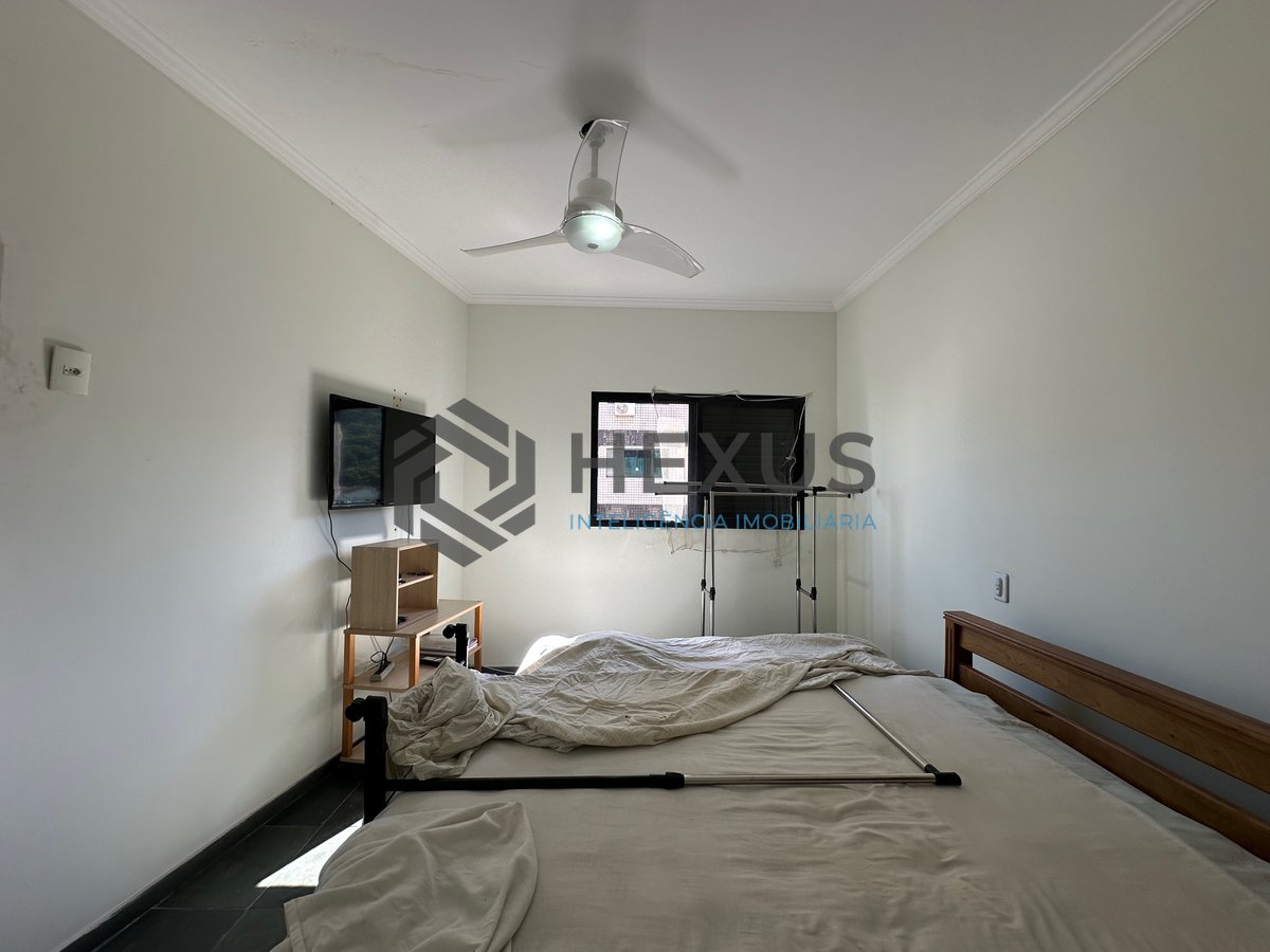 Foto 15 de Apartamento com varanda e lazer na Enseada, Guarujá