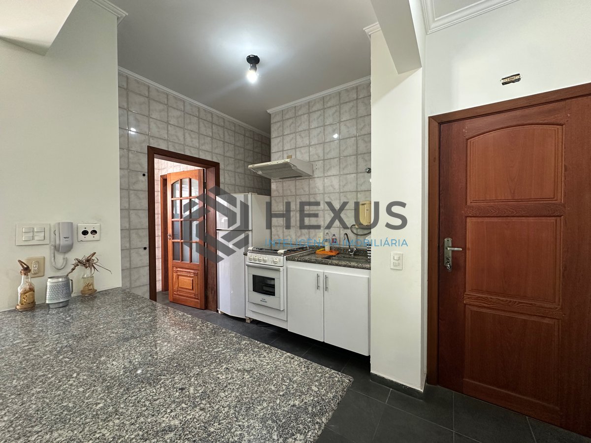 Foto 5 de Apartamento com varanda e lazer na Enseada, Guarujá