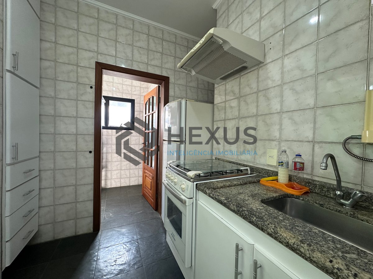 Foto 7 de Apartamento com varanda e lazer na Enseada, Guarujá